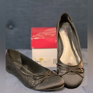 Nine & Co. - J JNeon Black flats - 7M